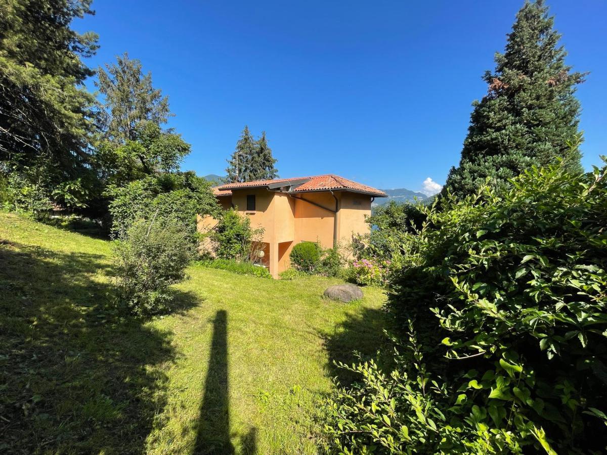 Appartamento Lake View Di Villa Giuliana Sulzano Dış mekan fotoğraf
